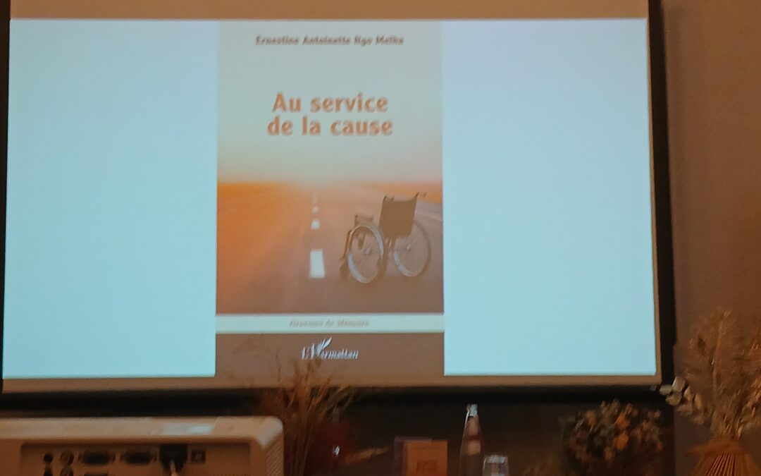 Lecture-signature du livre Au service de la cause ( Dr Ernestine Antoinette NGO MELHA)